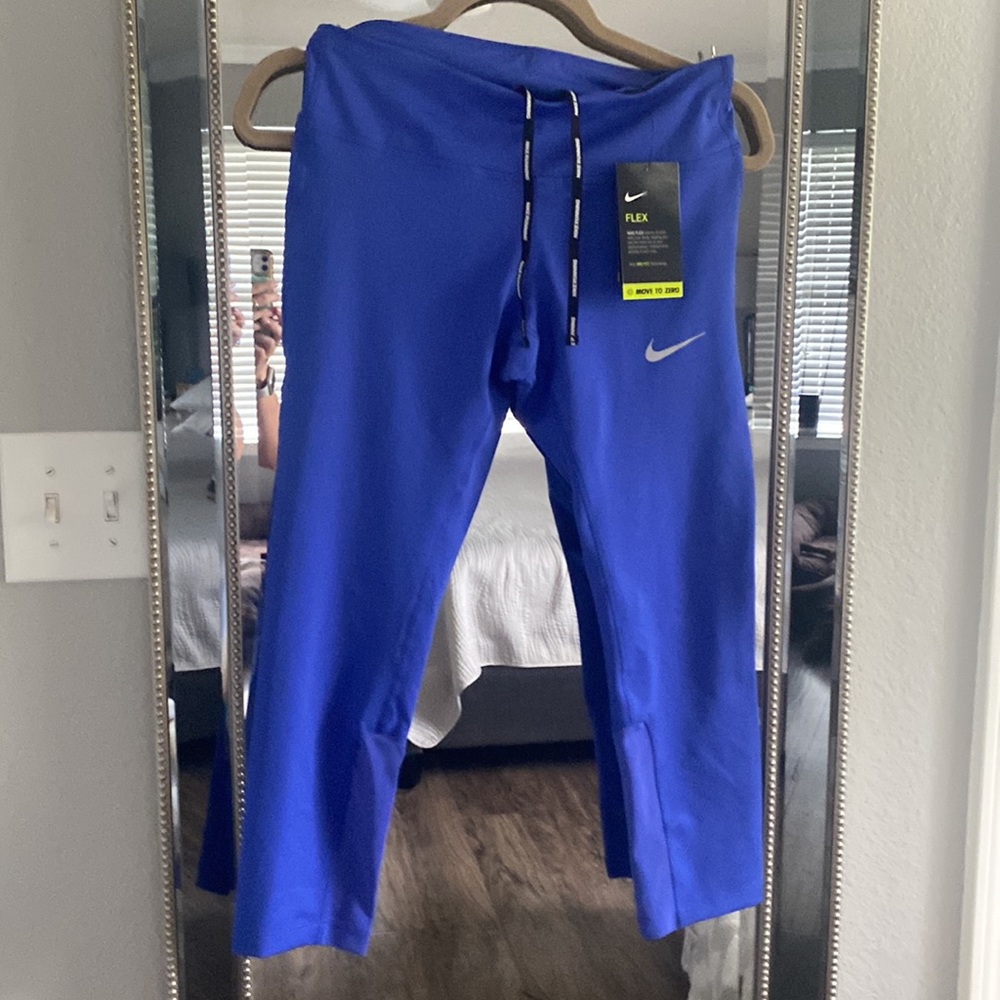 NIKE LEGGINGS size S NEW
